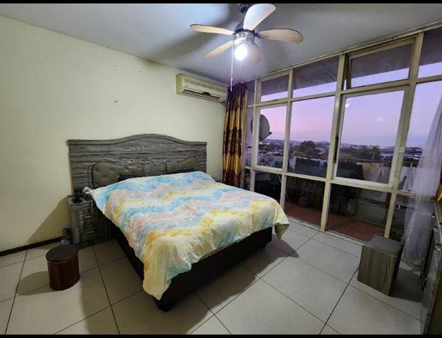 2 BEDROOM FLAT SOLD IN PINETOWN CENTRAL